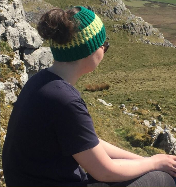 Free Knitting Pattern | 'Pensive Green' Headband