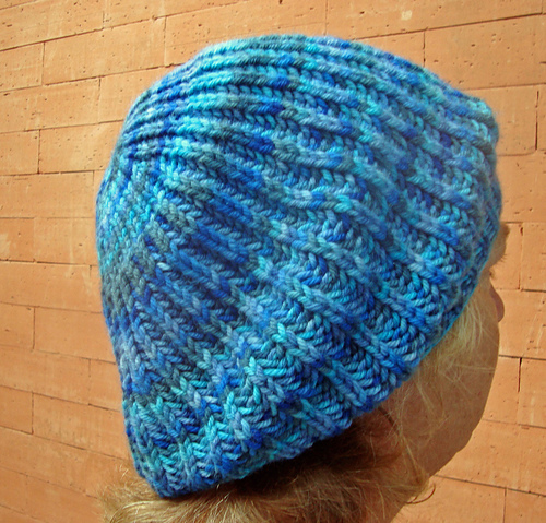 Free Knitting Pattern | Fisherman's Rib Slouch Hat